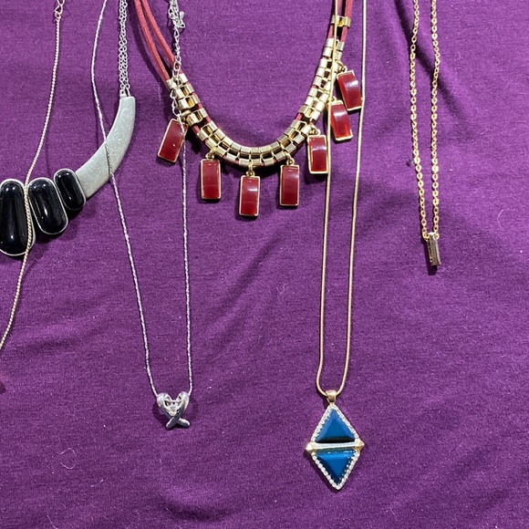 Set of 10 dainty necklaces - Picture 3 of 4